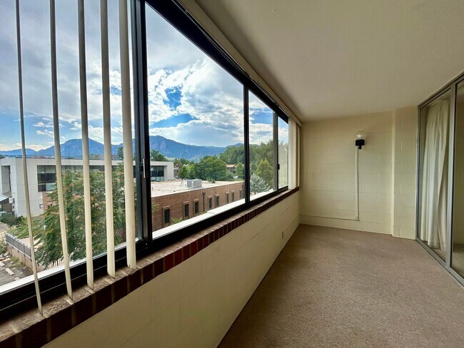 Photo - Horizon West Condo for Rent with South-side Views of the Flatiron Mtns Unit 303