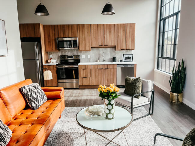 Building Photo - The Delbar Rental
