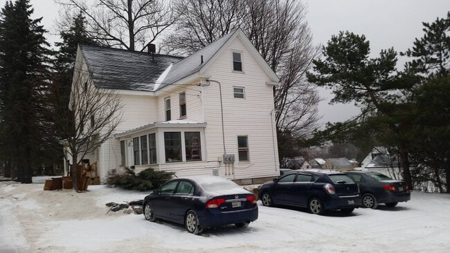 Building Photo - 218 Main St Unit 7