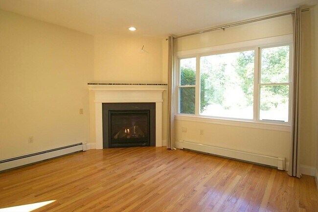 Photo - 40 Quincy St