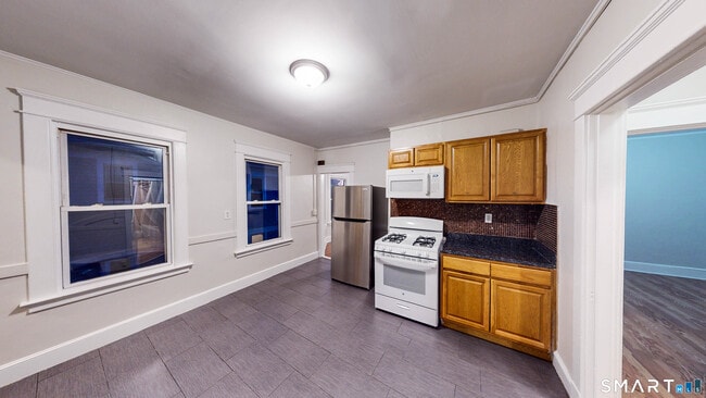 Photo - 71 Blake St Unit 2
