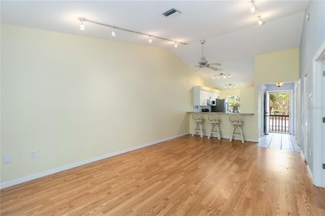 Photo - 642 N Jefferson Ave Unidad 13