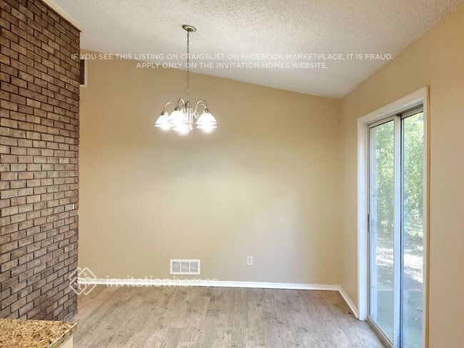 Photo - 1093 Sandalwood Dr