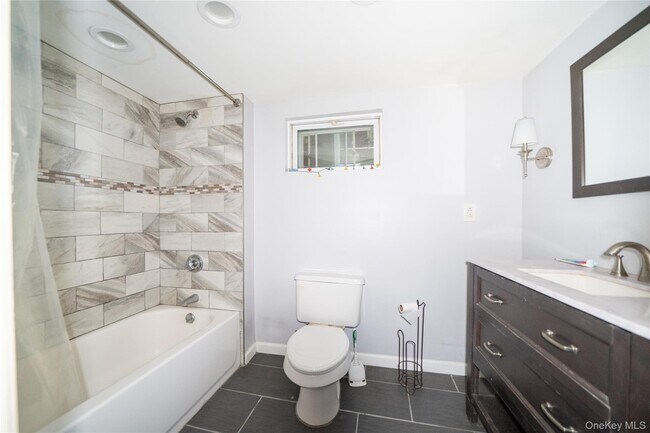 Photo - 126 Tanglewylde Rd Unidad 2