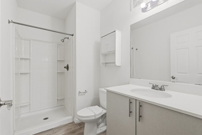 Photo - 2121 McCoy Rd