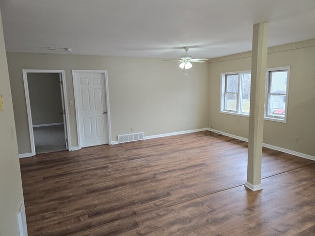 Photo - 52 Shelterwood Rd Unidad B