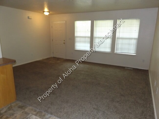 Photo - 1280 S Cloverdale Rd