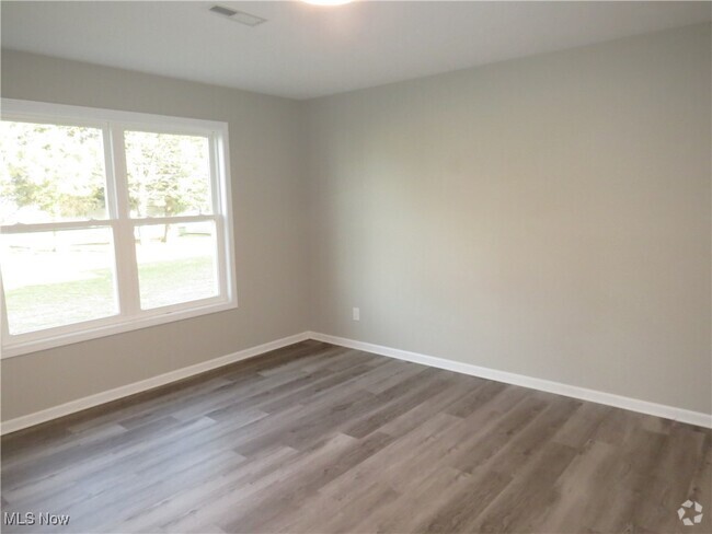Building Photo - 1709 Blase Nemeth Rd Rental