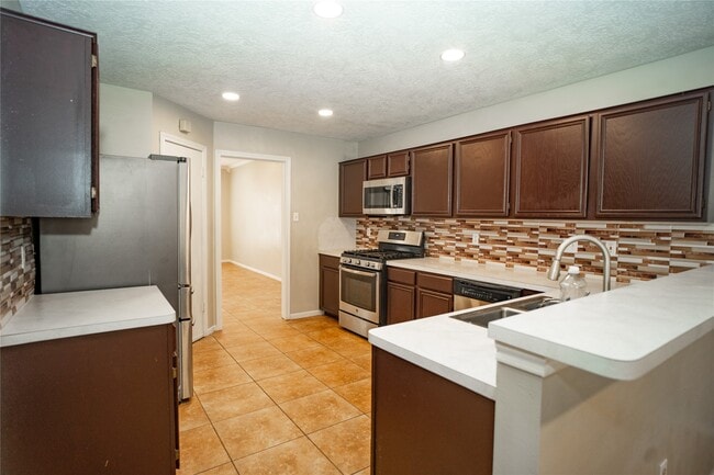 Photo - 2956 Waterloo Rd