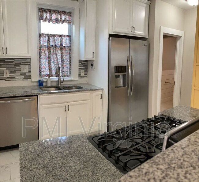 Photo - 1022 Mapole Ave