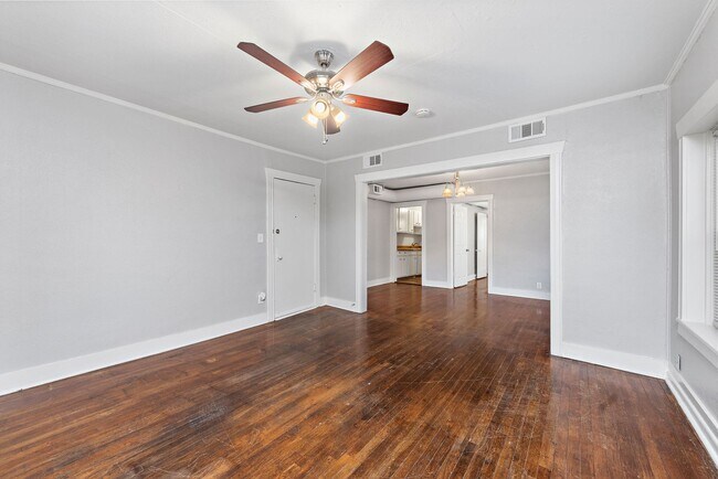 4201 KENWOOD