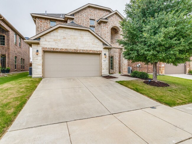 Photo - 613 Blue Teal Pl