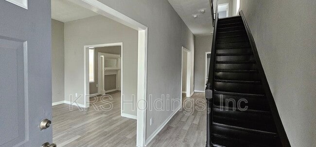 Photo - 827 Marshall Ave