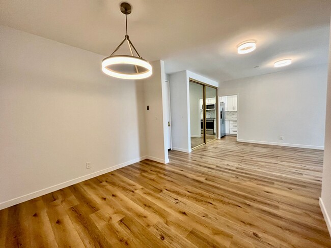 Recently Remodeled Spacious 1Bed/1Bath wit... - Recently Remodeled Spacious 1Bed/1Bath wit... Casa