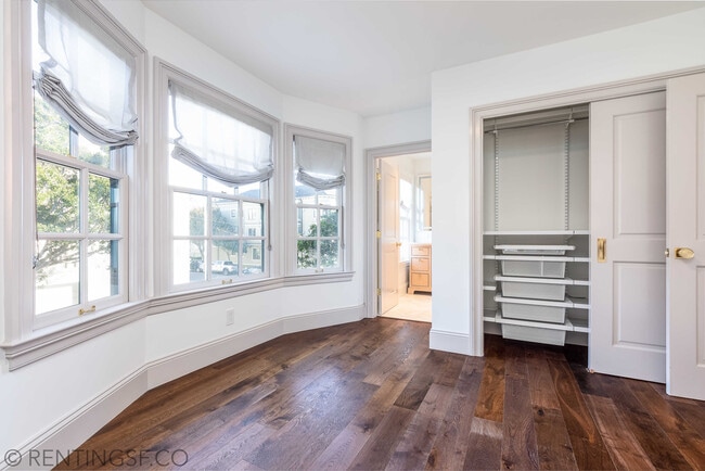 Photo - 2211 Steiner St