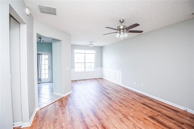 Photo - 6476 Portside Way