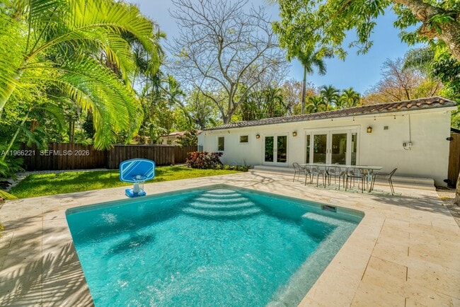 Photo - 4071 Barbarossa Ave