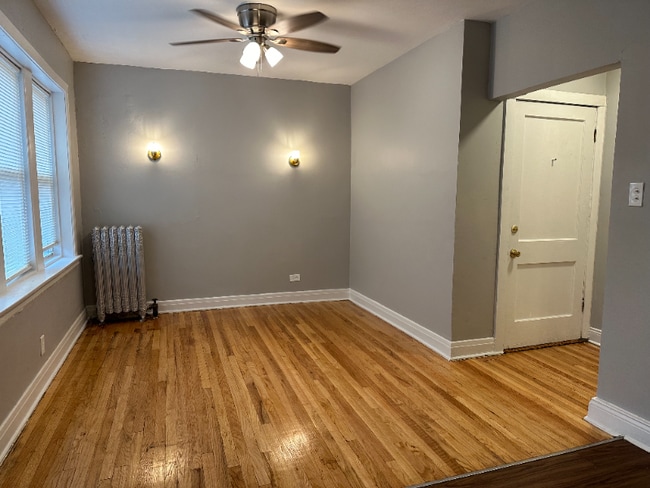 Photo - 5601-5607 W Wabansia Ave Unit 5605-2