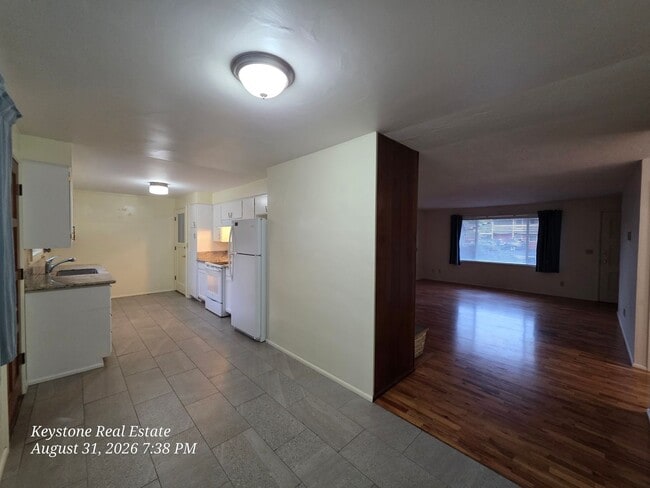 Photo - 3590 Hilyard St Unit 01011