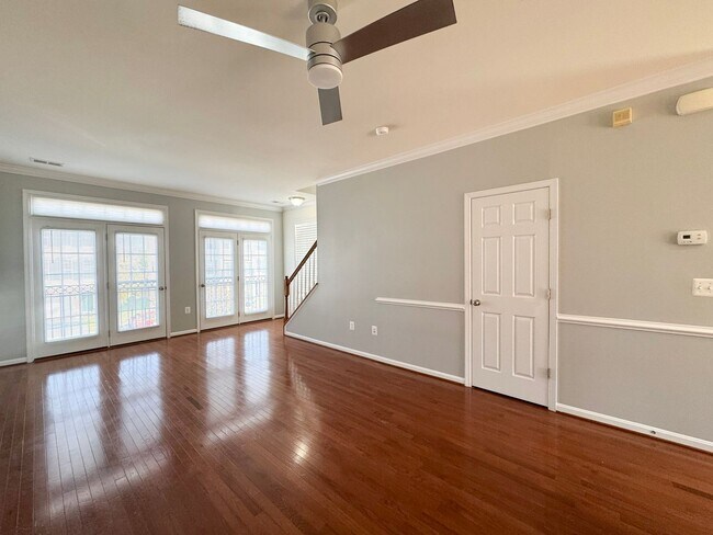 Photo - Stunning 3 Bed 3.5 Bath End Unit Townhome ...