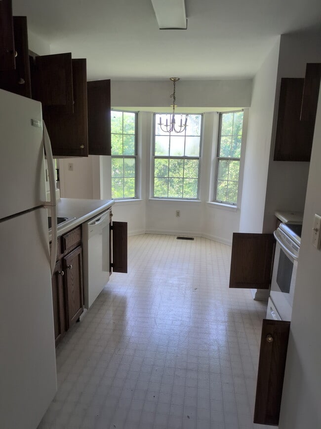 Photo - 314 Moonlight Ct House