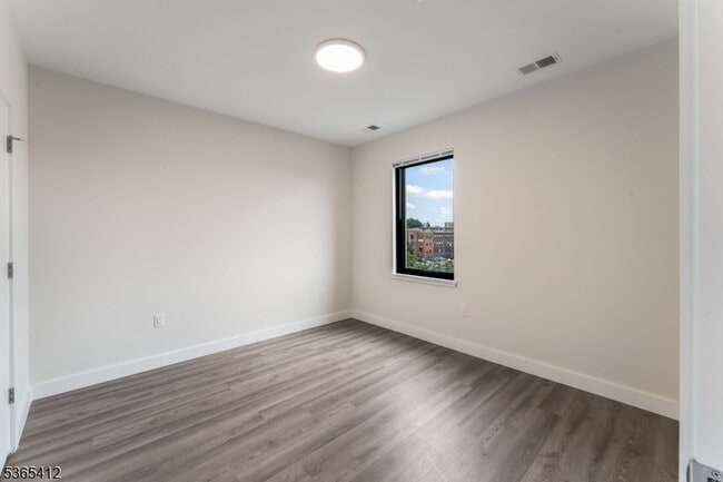 Building Photo - 72 S Essex Ave Unit 509-509 Rental
