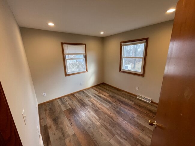 Building Photo - 1233 N 9th Ave Unit 1231 Rental