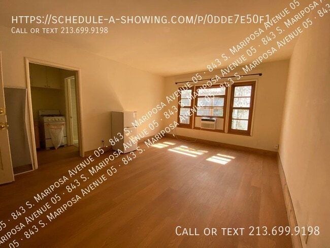 Building Photo - 843 S Mariposa Ave Rental