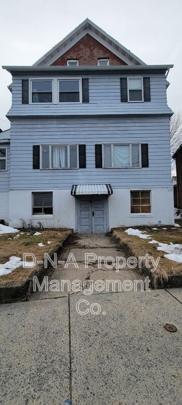 Building Photo - 154 Garibaldi Ave Unit #3