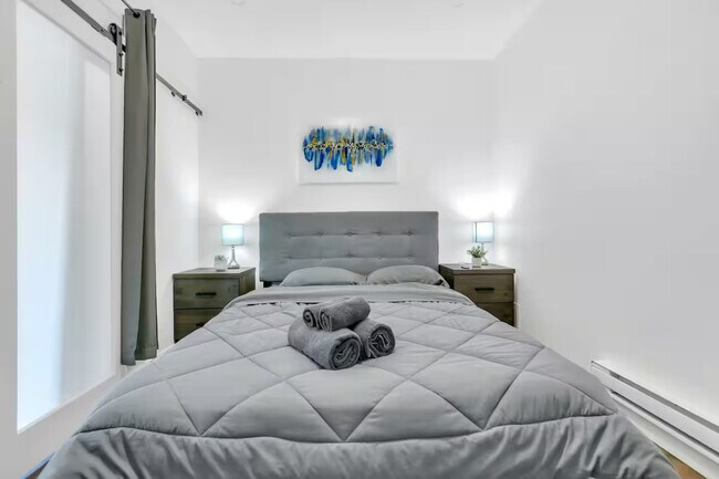 Photo - 3776 Rue De Bullion Unit 3776