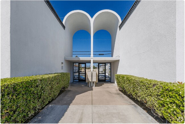 Photo - The Arches Apartments