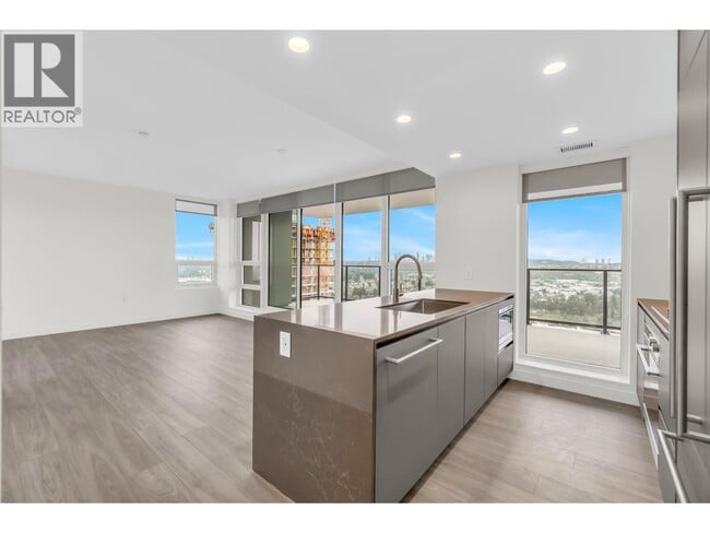 2135 Springer Ave Unit 3605