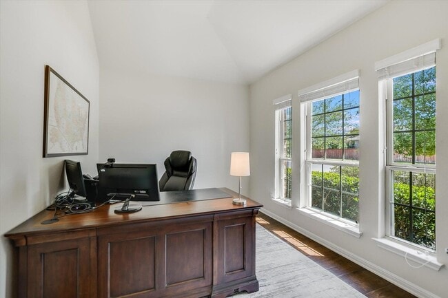 Photo - 2717 Coral Valley Dr