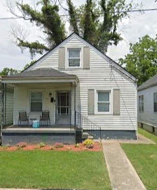 Large home in a great location - Large home in a great location