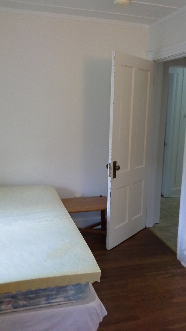 Bedroom - 127-129 Eddy Street