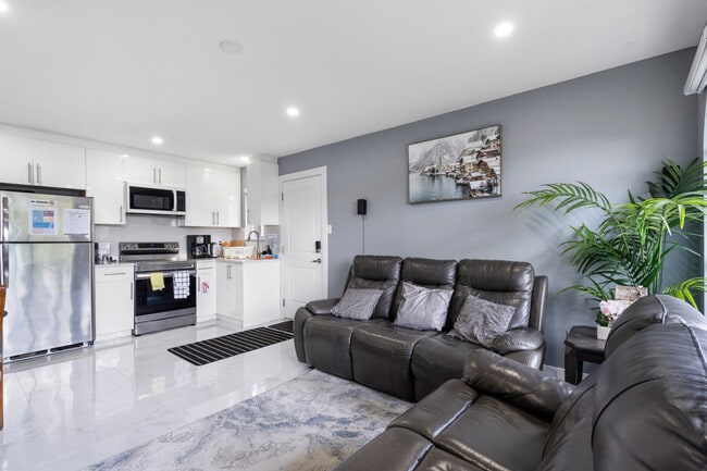 Photo - 1165 E 61st Ave Unit SI ID1234678P