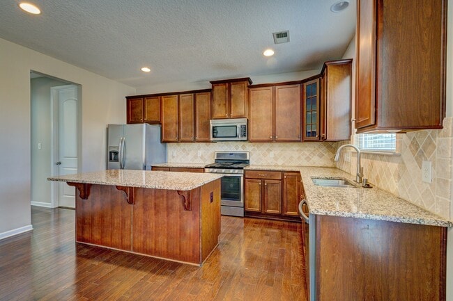 Photo - 2024 Middleton Farm Dr