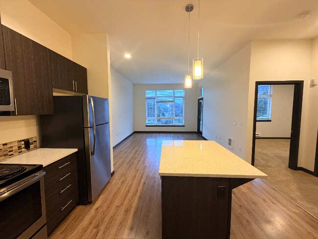 Photo - 580 8th Ave NE Unit 601