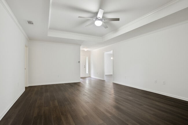 Photo - 7738 Menlo Dr