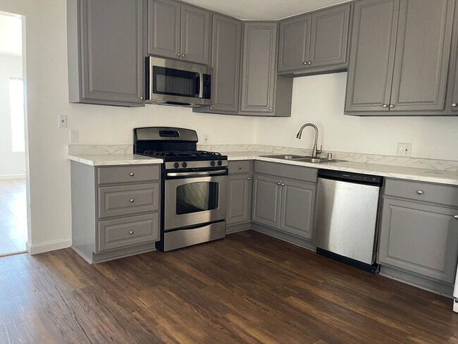 Photo - 21255 Madre St Unit #B