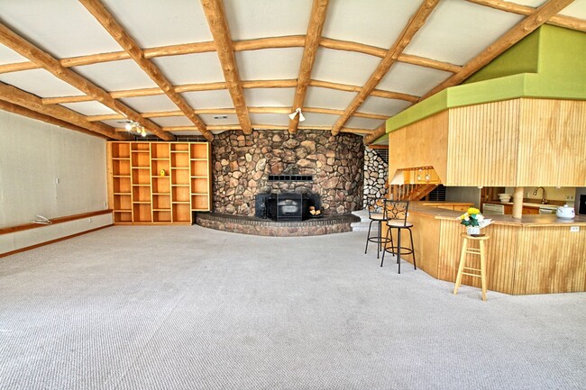 Photo - 3 bed 2 bath mountain rental