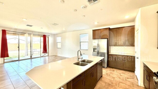 Photo - 82 N 197th Ln