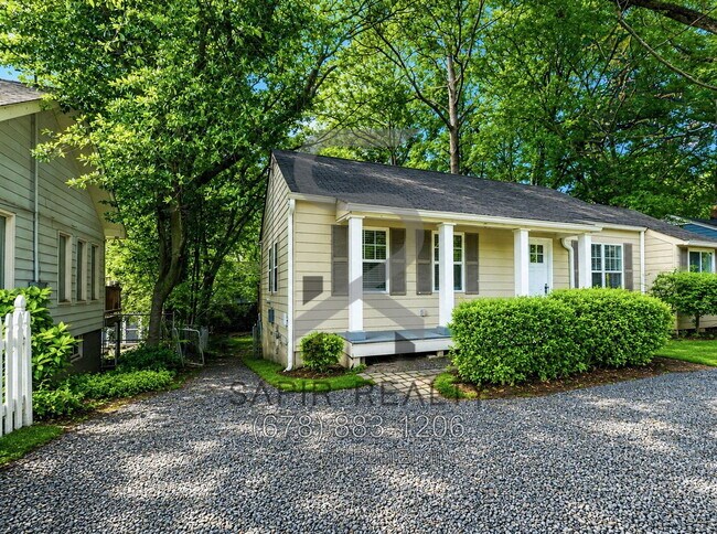 Photo - 740 Bellemeade Ave NW