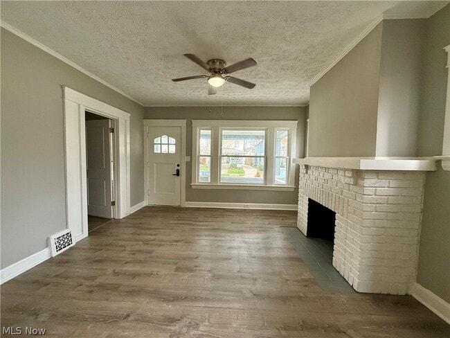 Photo - 1265 Marlowe Ave