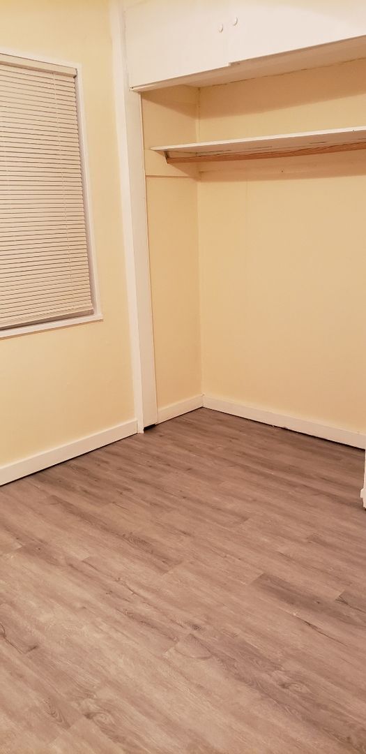 Photo - 3 BEDROOM 1 FULL BATH HOME & SINGLE CAR GARAGE