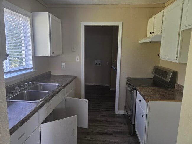 Photo - 3531 N Butler Ave