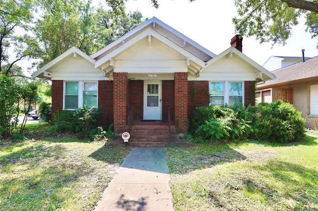 Building Photo - 1601 Colquitt St Rental