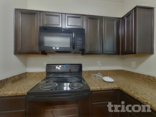 Photo - 231 White Mountain Pass