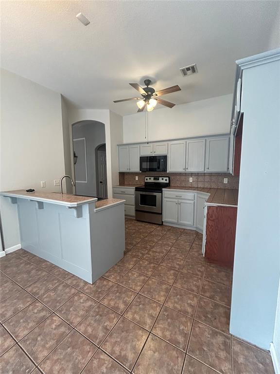 Photo - 1925 Olde School Rd