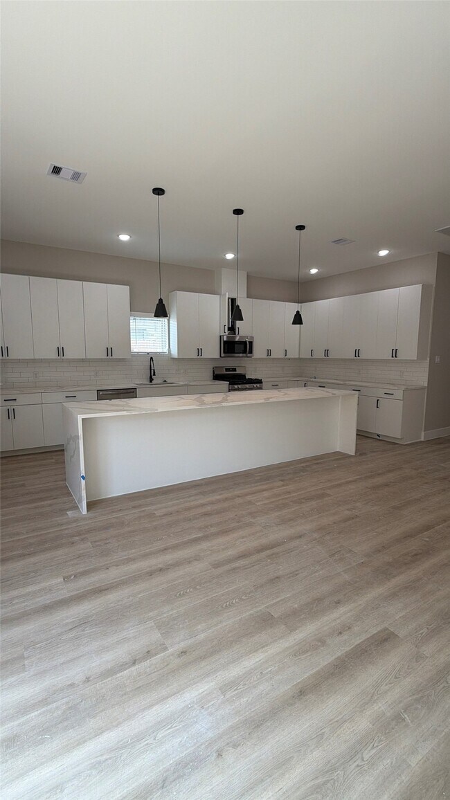 Photo - 2615 Piemonte Ave